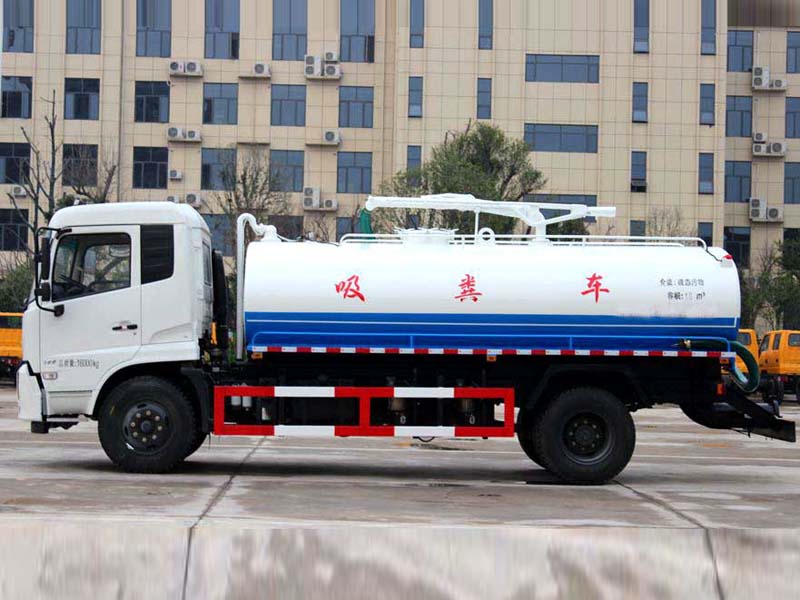 东风天锦14方吸粪车