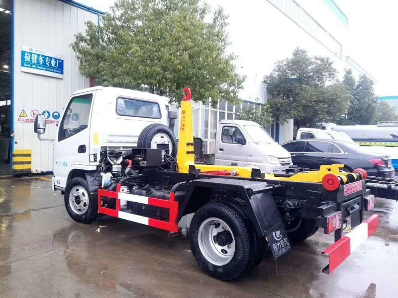 凯马4方勾臂垃圾车