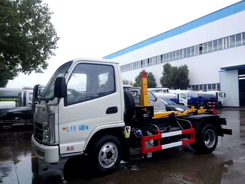 凯马4方勾臂垃圾车