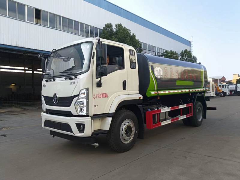 陕汽X9洒水车（15方）