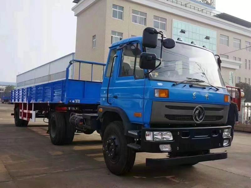 老东风145半挂教练车